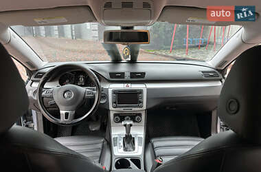 Купе Volkswagen CC / Passat CC 2010 в 