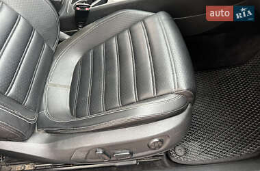 Купе Volkswagen CC / Passat CC 2010 в 