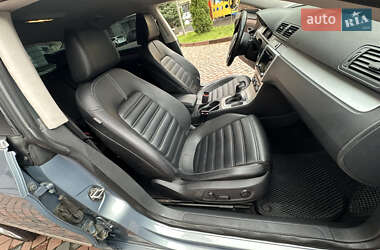 Купе Volkswagen CC / Passat CC 2010 в 