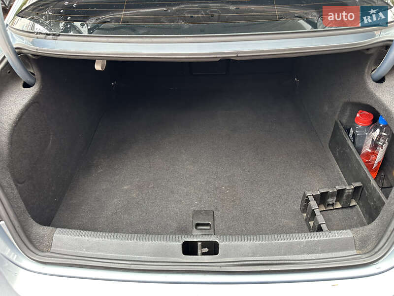 Купе Volkswagen CC / Passat CC 2010 в Івано-Франківську