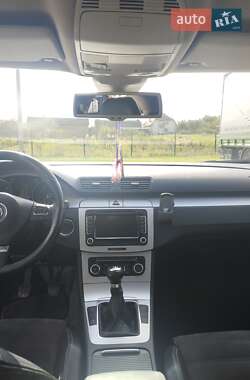 Купе Volkswagen CC / Passat CC 2010 в 