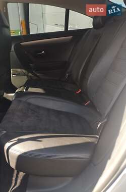Купе Volkswagen CC / Passat CC 2010 в 