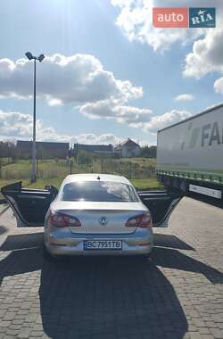 Купе Volkswagen CC / Passat CC 2010 в 