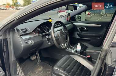 Купе Volkswagen CC / Passat CC 2011 в 