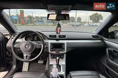 Купе Volkswagen CC / Passat CC 2011 в 