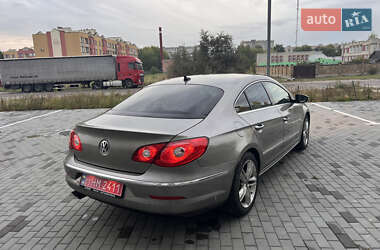Купе Volkswagen CC / Passat CC 2011 в 