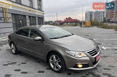 Купе Volkswagen CC / Passat CC 2011 в 