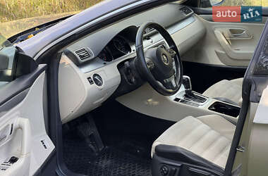 Купе Volkswagen CC / Passat CC 2011 в 