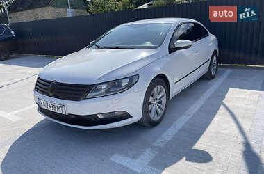 Купе Volkswagen CC / Passat CC 2013 в Вышгороде
