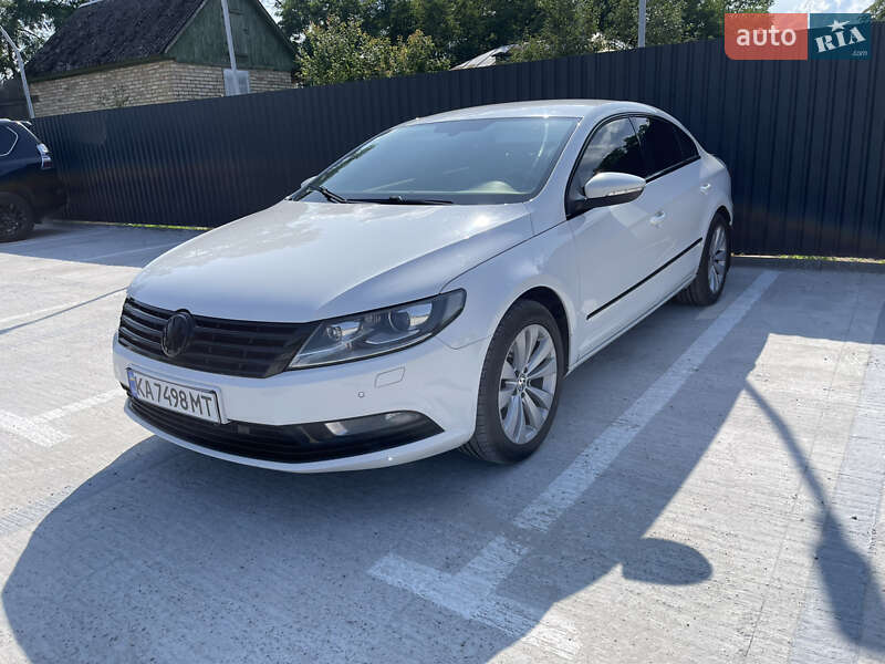 Купе Volkswagen CC / Passat CC 2013 в 