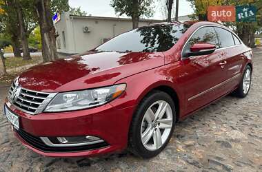 Купе Volkswagen CC / Passat CC 2014 в 