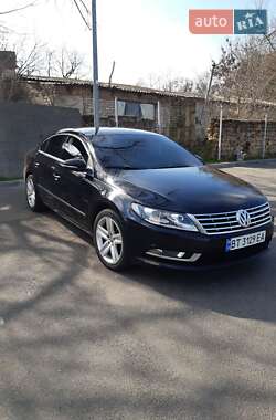 Купе Volkswagen CC / Passat CC 2012 в Херсоні