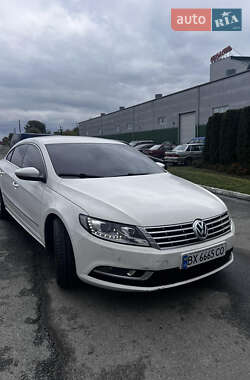 Купе Volkswagen CC / Passat CC 2012 в 