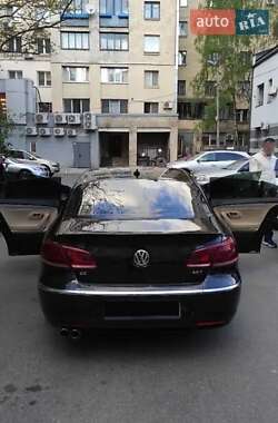 Купе Volkswagen CC / Passat CC 2013 в 