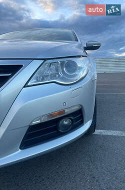 Купе Volkswagen CC / Passat CC 2009 в 