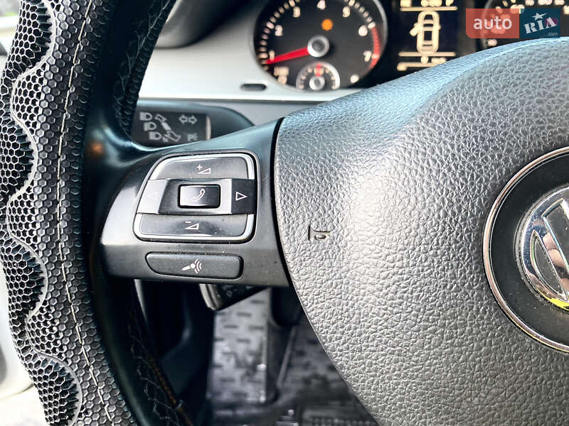 Купе Volkswagen CC / Passat CC 2010 в Виннице