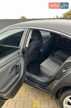 Купе Volkswagen CC / Passat CC 2009 в 