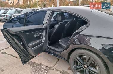Купе Volkswagen CC / Passat CC 2012 в 