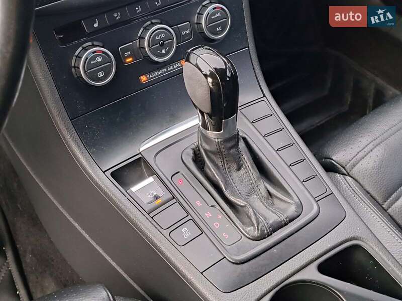 Купе Volkswagen CC / Passat CC 2012 в Харькове