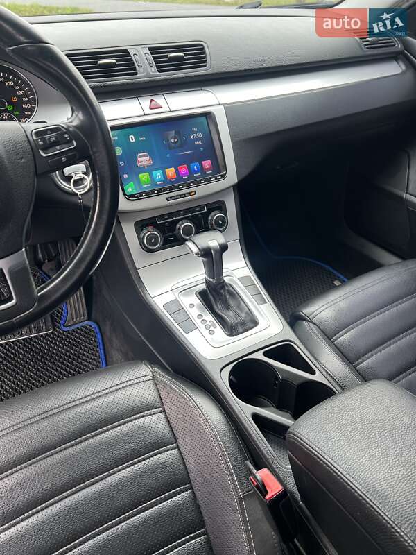 Купе Volkswagen CC / Passat CC 2010 в Кропивницькому