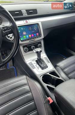 Купе Volkswagen CC / Passat CC 2010 в 
