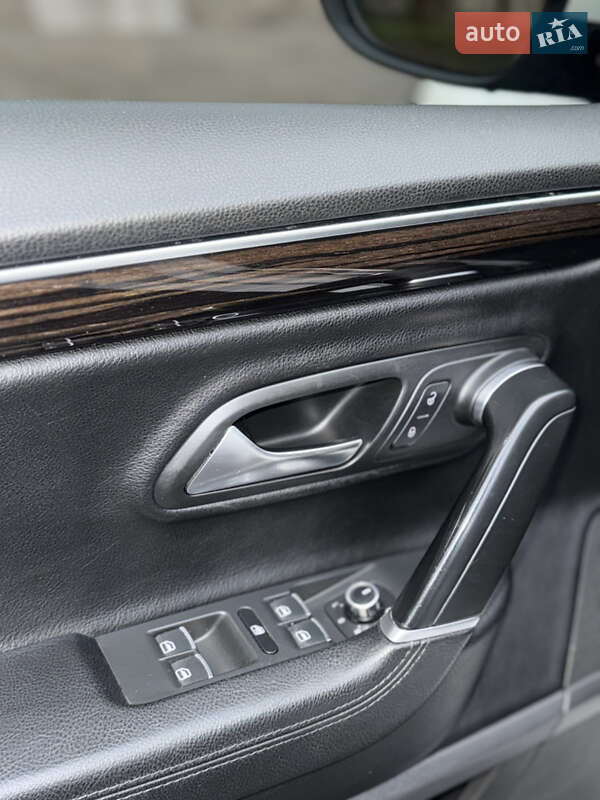 Купе Volkswagen CC / Passat CC 2013 в Радомышле