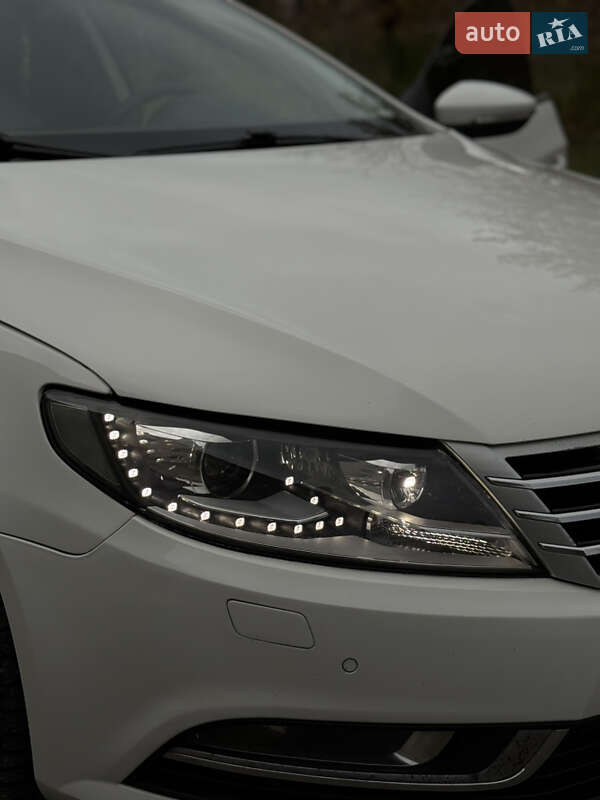 Купе Volkswagen CC / Passat CC 2013 в Радомышле