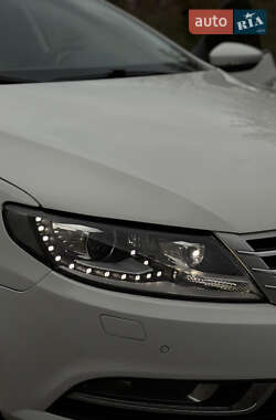 Купе Volkswagen CC / Passat CC 2013 в 