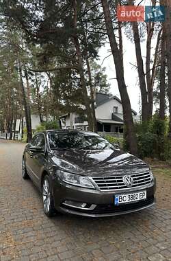 Купе Volkswagen CC / Passat CC 2012 в 