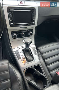 Купе Volkswagen CC / Passat CC 2010 в 