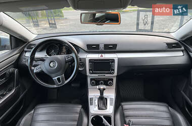 Купе Volkswagen CC / Passat CC 2010 в 