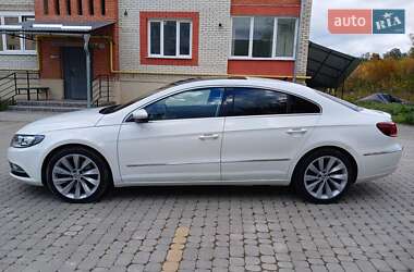 Купе Volkswagen CC / Passat CC 2014 в 