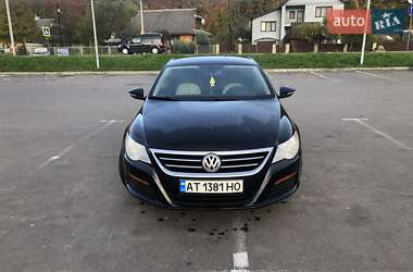 Купе Volkswagen CC / Passat CC 2011 в 