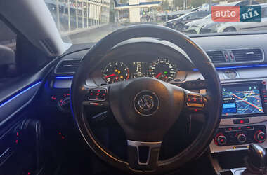Купе Volkswagen CC / Passat CC 2011 в 