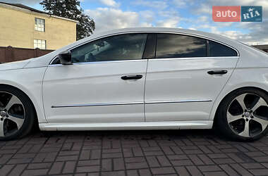 Купе Volkswagen CC / Passat CC 2012 в 