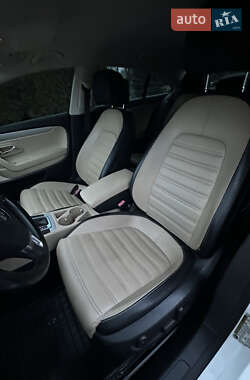 Купе Volkswagen CC / Passat CC 2012 в 