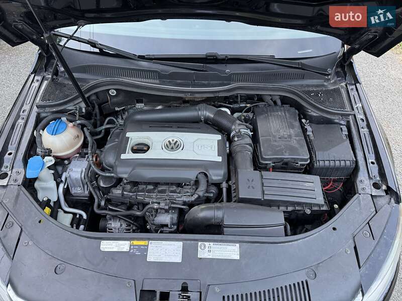 Купе Volkswagen CC / Passat CC 2013 в Києві