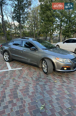 Купе Volkswagen CC / Passat CC 2011 в 