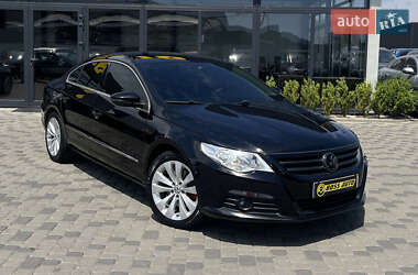 Купе Volkswagen CC / Passat CC 2011 в 