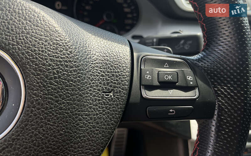 Купе Volkswagen CC / Passat CC 2011 в Мукачево