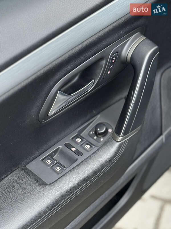 Купе Volkswagen CC / Passat CC 2012 в Сарнах