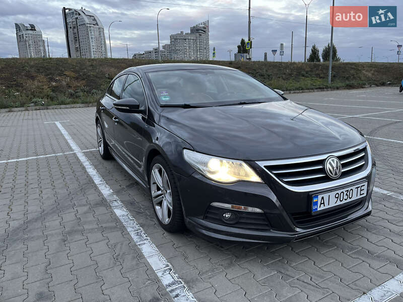 Купе Volkswagen CC / Passat CC 2011 в Киеве