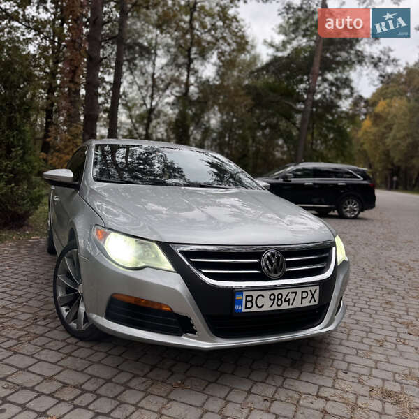 Купе Volkswagen CC / Passat CC 2012 в Львове