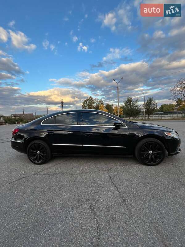 Купе Volkswagen CC / Passat CC 2011 в Запорожье