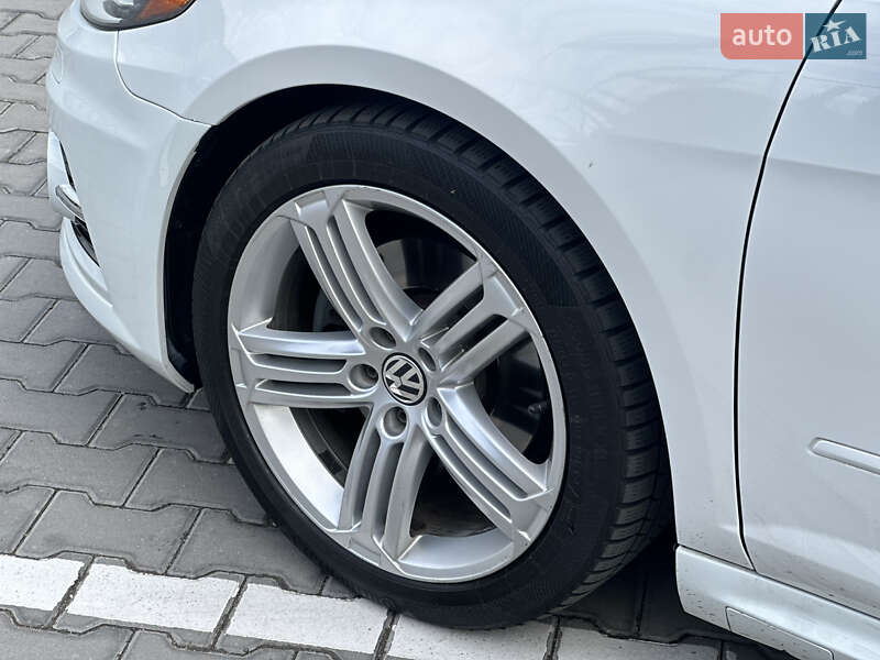 Купе Volkswagen CC / Passat CC 2015 в Могилів-Подільському