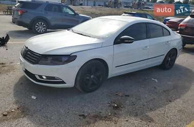 Купе Volkswagen CC / Passat CC 2015 в 