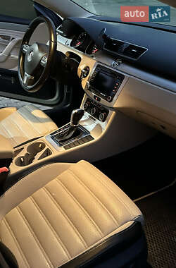 Купе Volkswagen CC / Passat CC 2010 в 