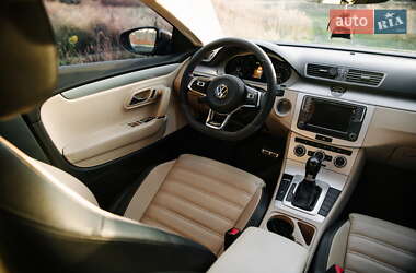 Купе Volkswagen CC / Passat CC 2013 в 
