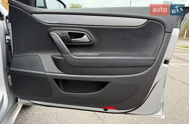 Купе Volkswagen CC / Passat CC 2014 в 
