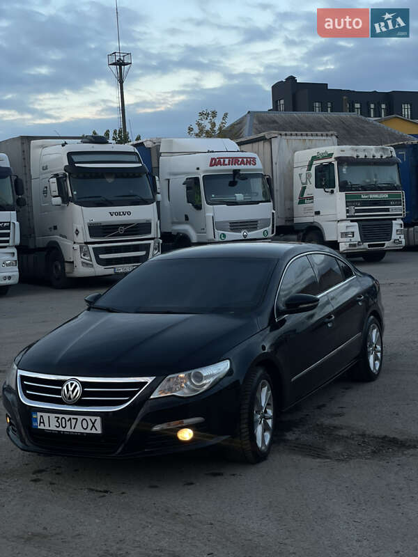 Купе Volkswagen CC / Passat CC 2010 в Звягеле